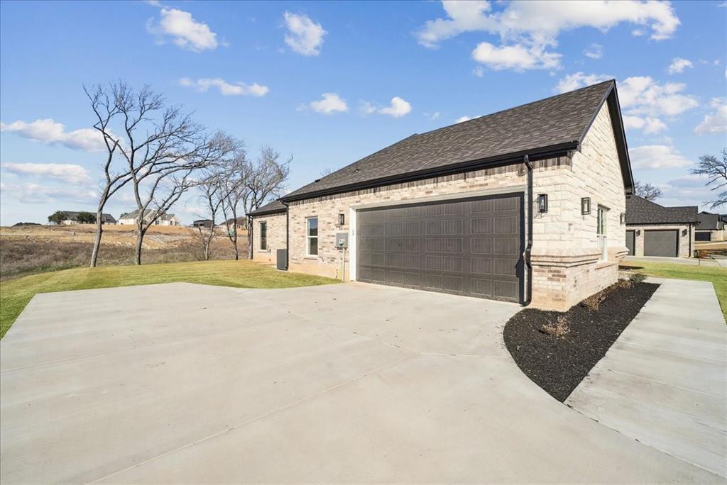 340 Slimp Bluff