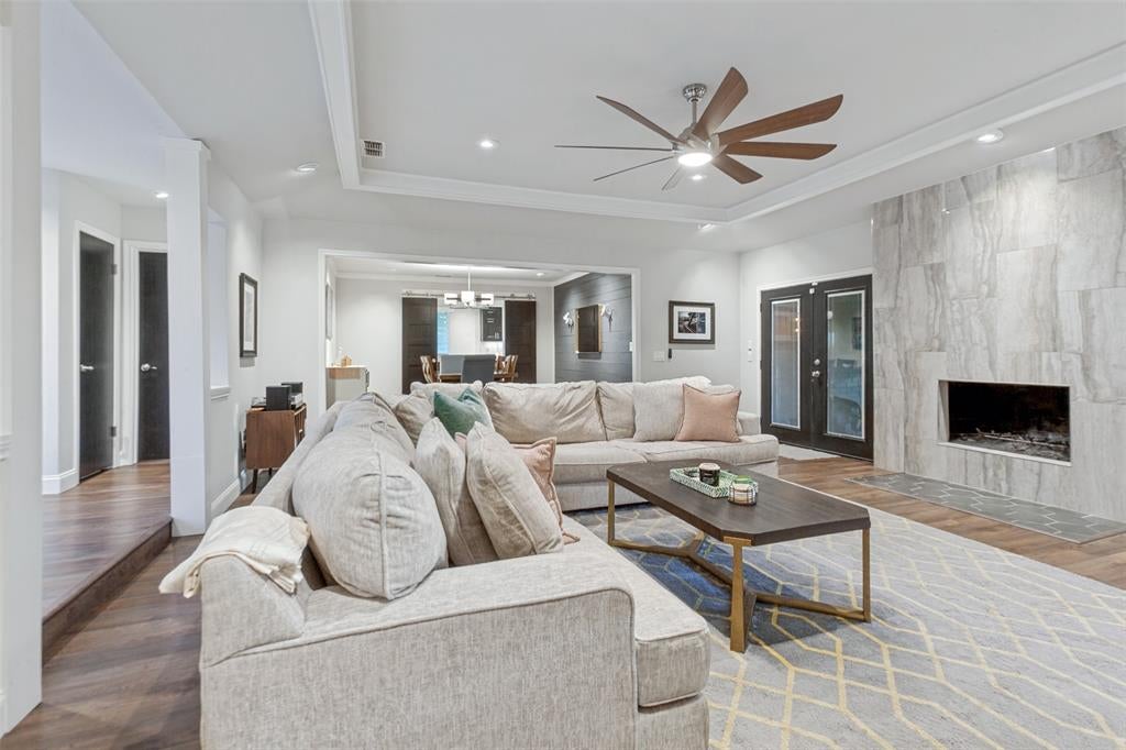 2901 Deep Valley Trail