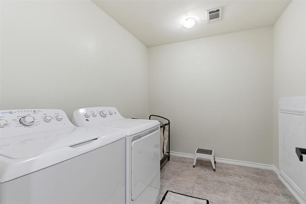 Tres Rios Estate - Residential