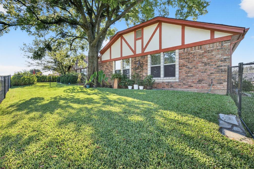6236 Tezcuco Court