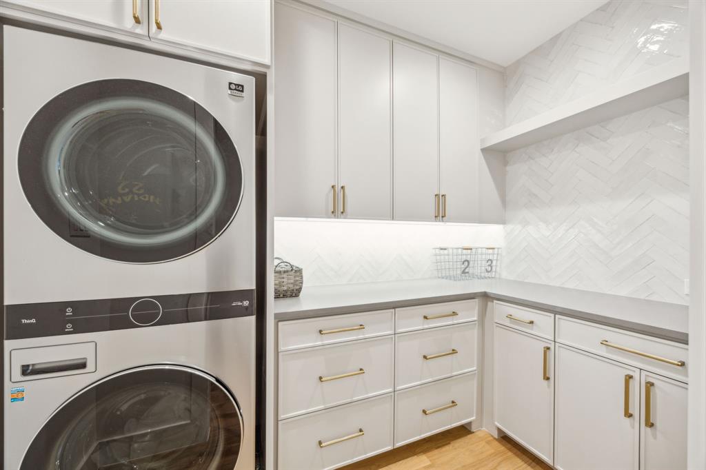 Midway Hills - Residential