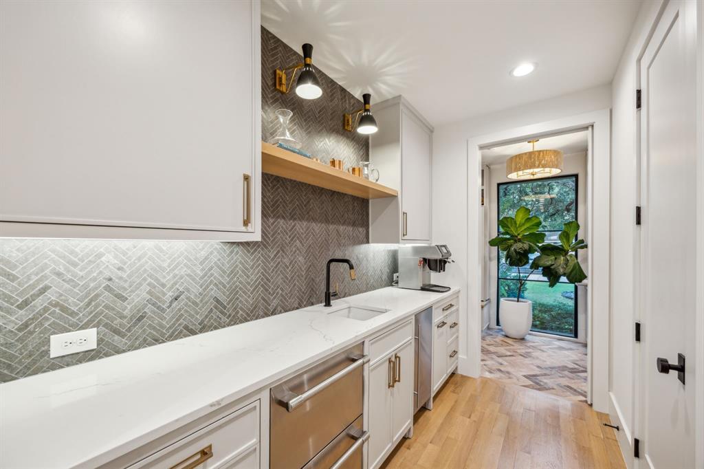 Midway Hills - Residential