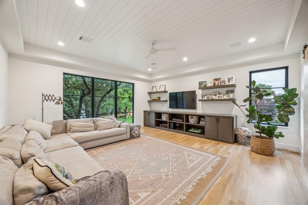 Midway Hills - Residential