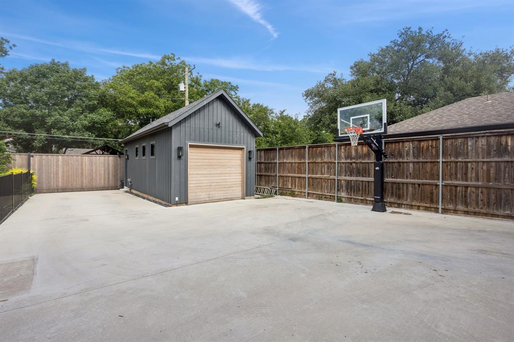 Midway Hills - Residential