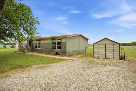Photo of 8645 County Road 1143, Celeste, TX 75423 (MLS # 21223360)