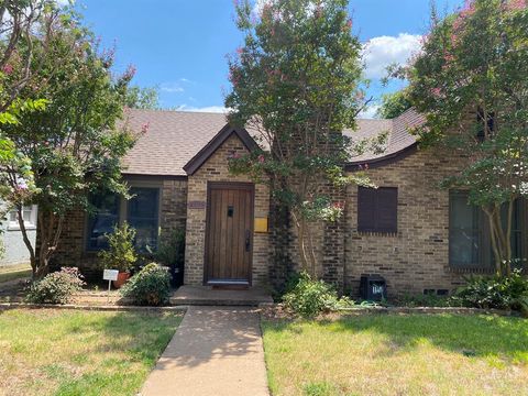 4109 Pershing Avenue Fort Worth TX 76107
