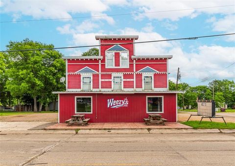 204 W Front Street Blossom TX 75416