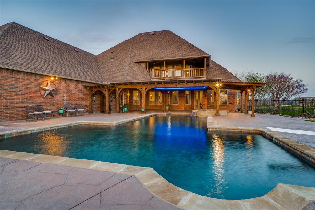 6803 Green Valley Circle