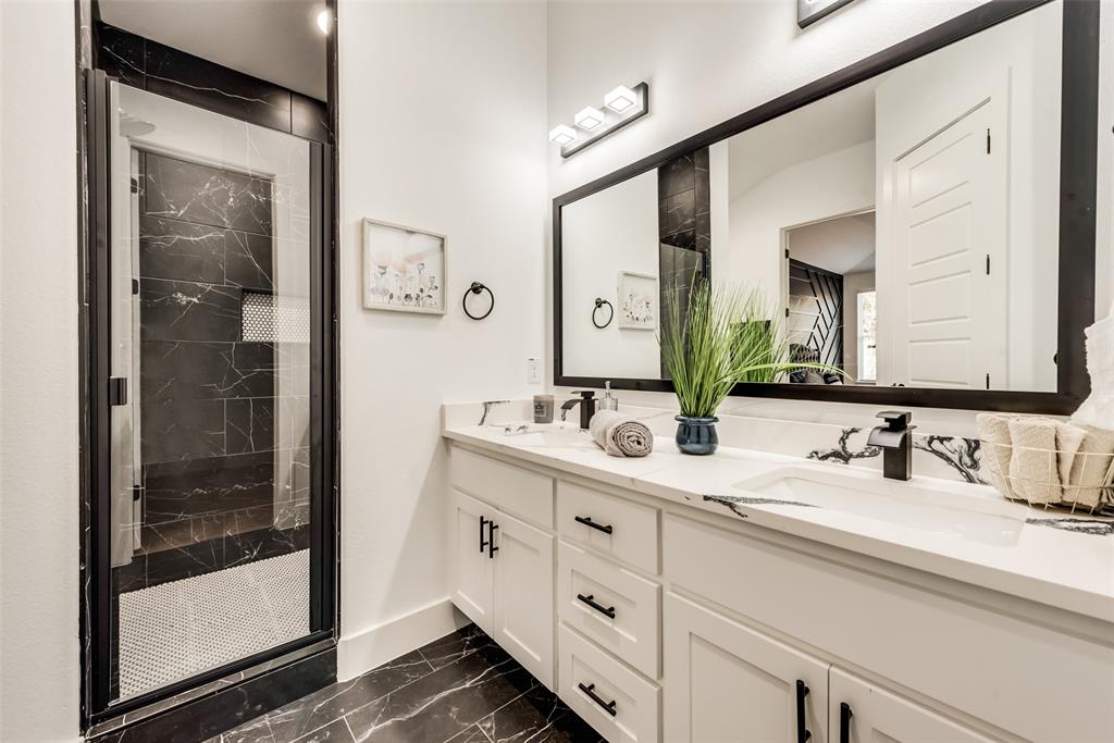 Ervay Cedars - Residential