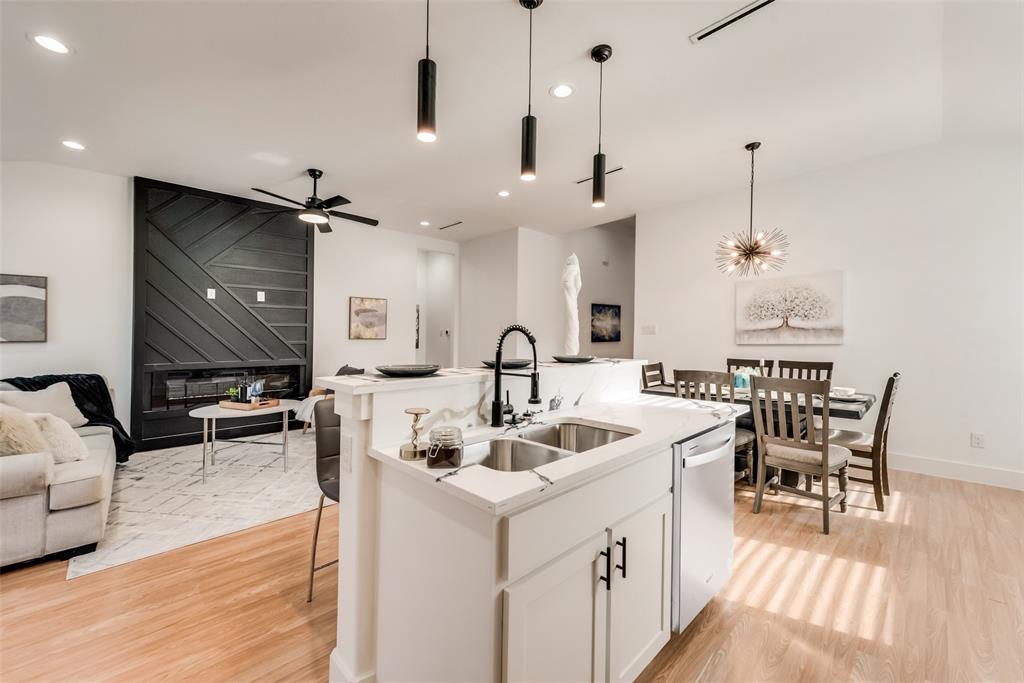 Ervay Cedars - Residential