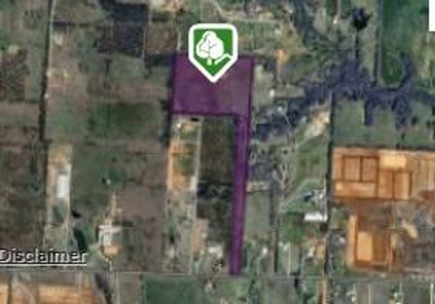 Discover 40 beautiful, unimproved acres in the highly desirable Aubrey area—ready for your vision. Whether you're dreaming of a private estate, equestrian property, ranch, or development project, this land offers endless potential.Gently rolling terrain, open space, and natural beauty create the perfect blank canvas. With great road frontage and proximity to Denton, Frisco, and the DFW Metroplex, this location offers both peace and accessibility.
Bring your creativity—the possibilities are wide open.