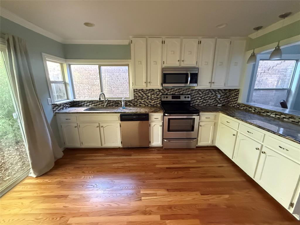 Rosser Village Rev - Residential Lease