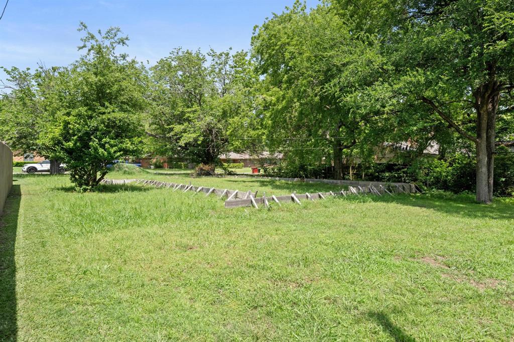 Lindawood Acres Add 1 - Land
