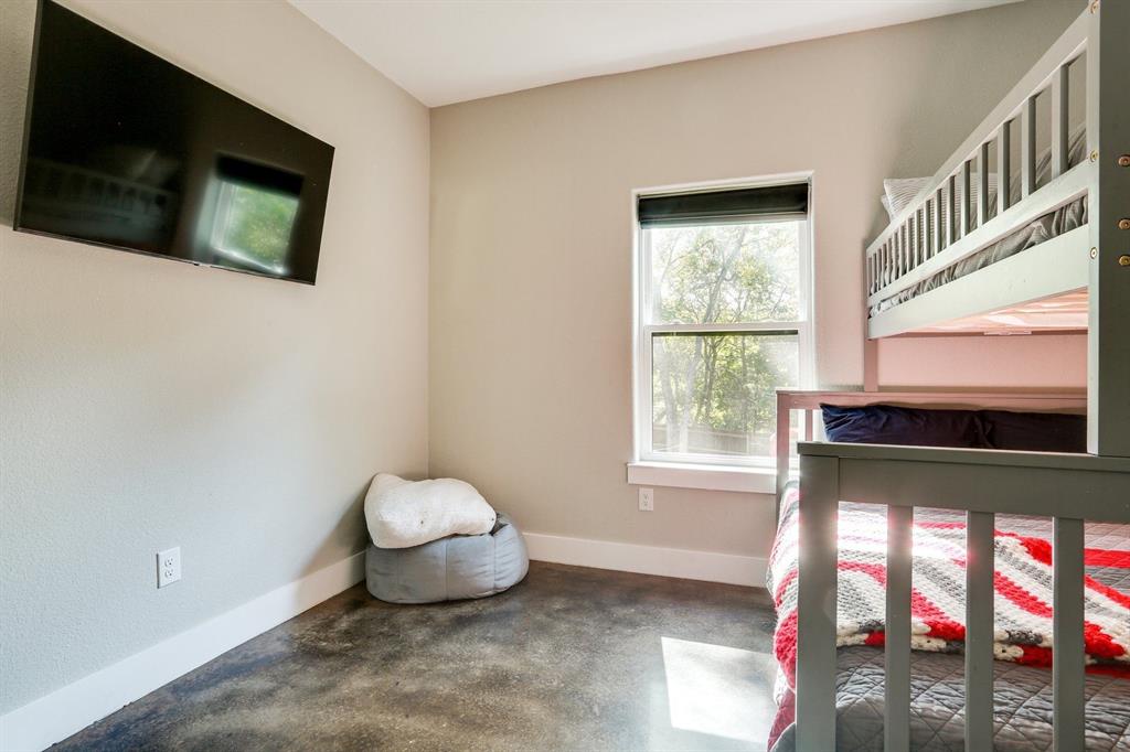 BENTWOOD ACRES - Residential Lease