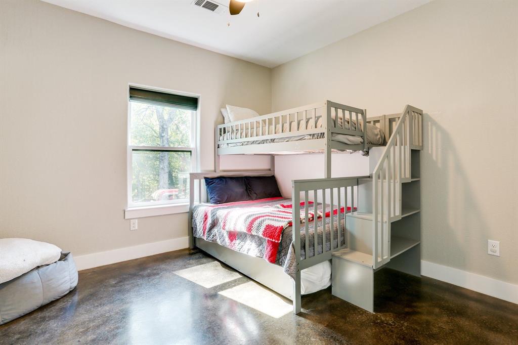 BENTWOOD ACRES - Residential Lease