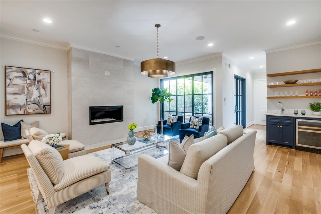 4031 Prescott Avenue