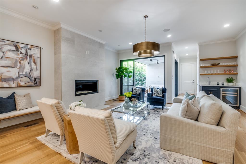 4031 Prescott Avenue