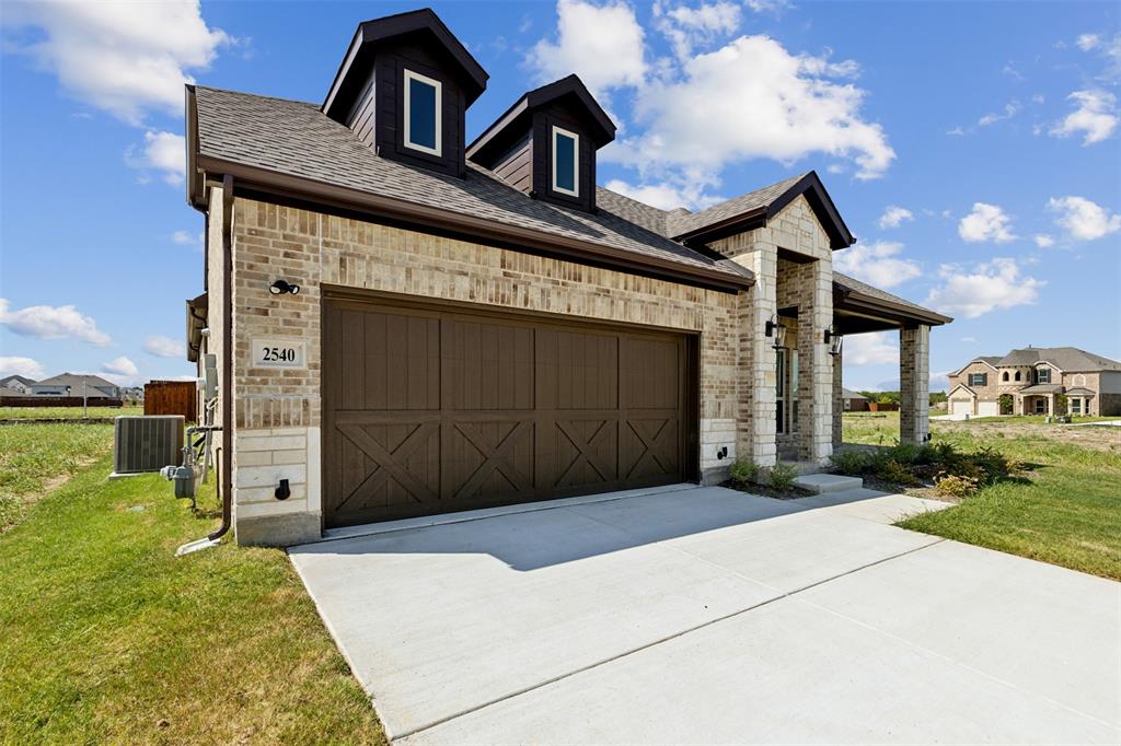 Mira Lagos Xing - Residential Lease