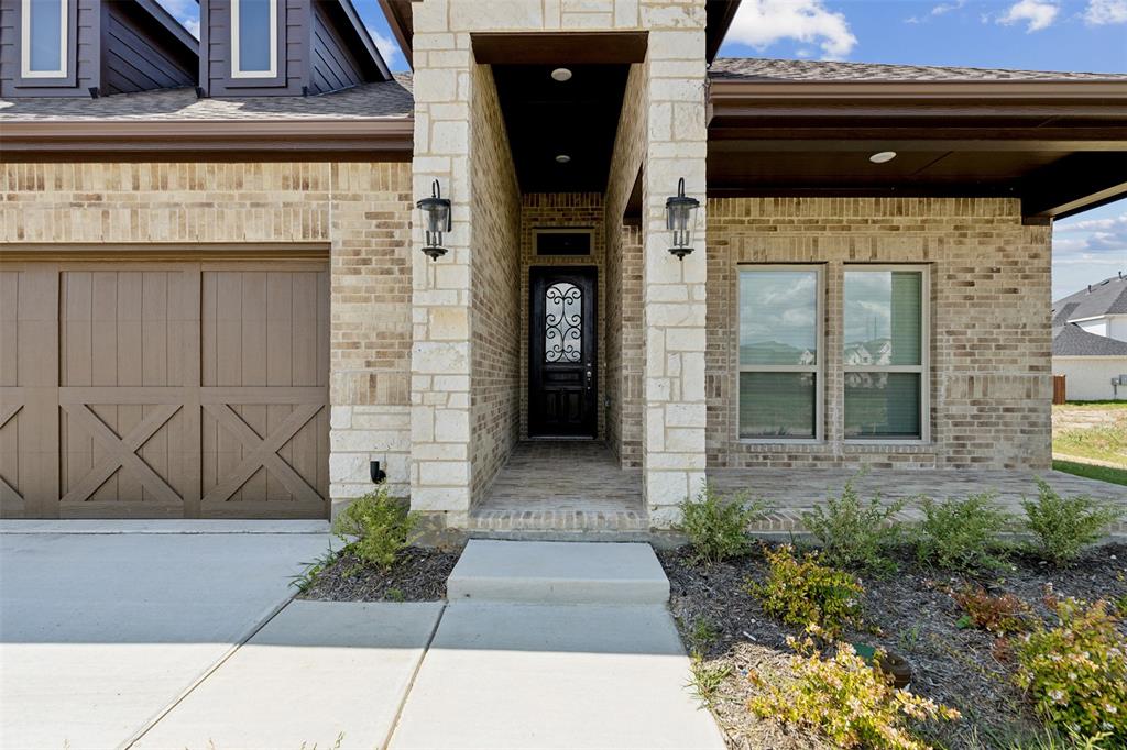 Mira Lagos Xing - Residential Lease