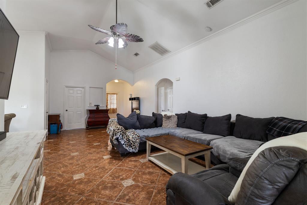 2210 N Sky Meadows Drive