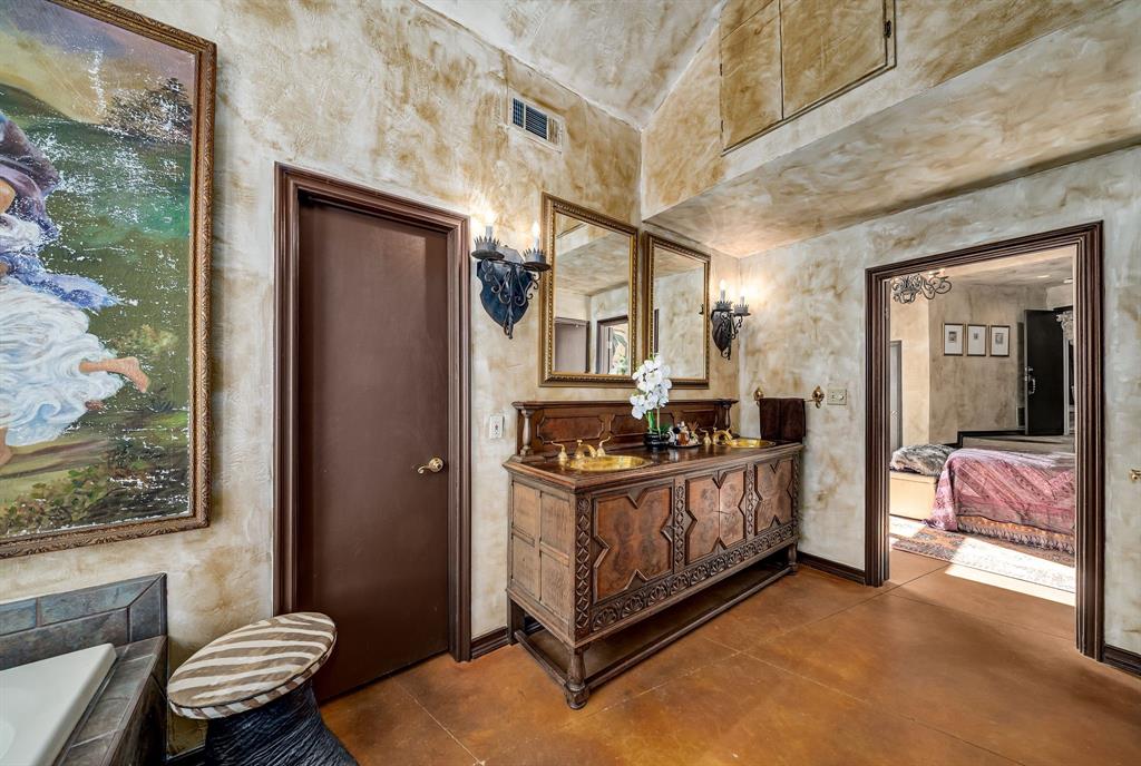 Meadowwood Estate - Residential