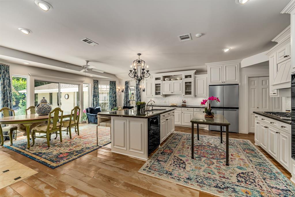 Meadowwood Estate - Residential