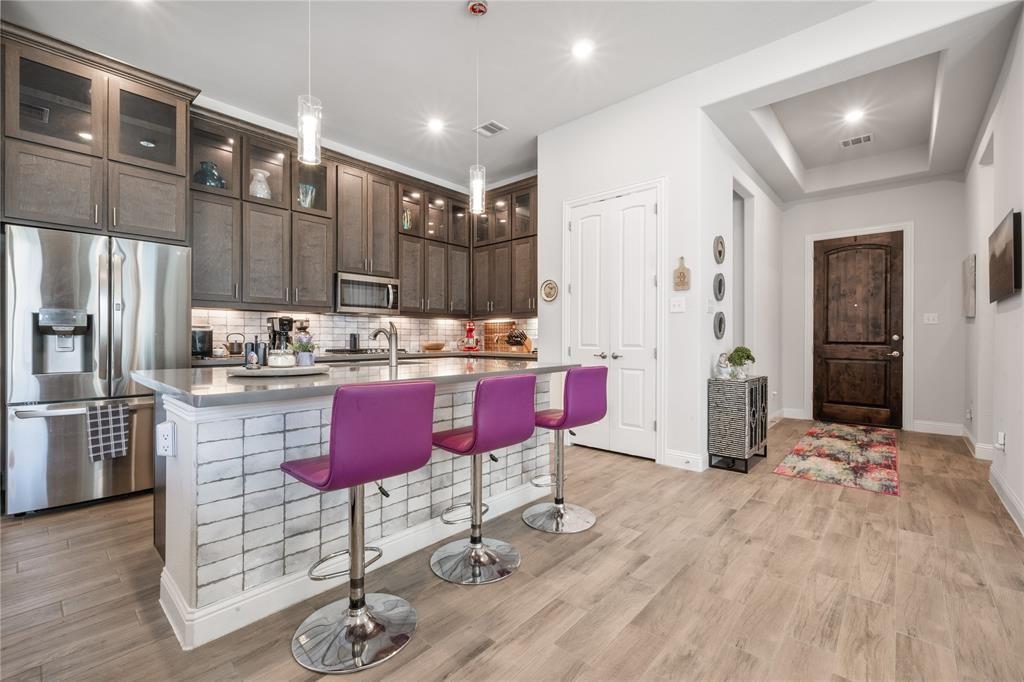 715 Waterbrook Parkway