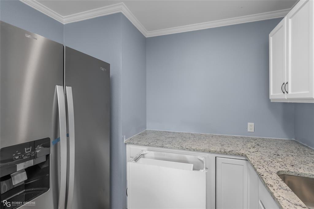 Shreveport, Louisiana 71106, United States, 3 Bedrooms Bedrooms, ,1 BathroomBathrooms,Residential,Pending,39169