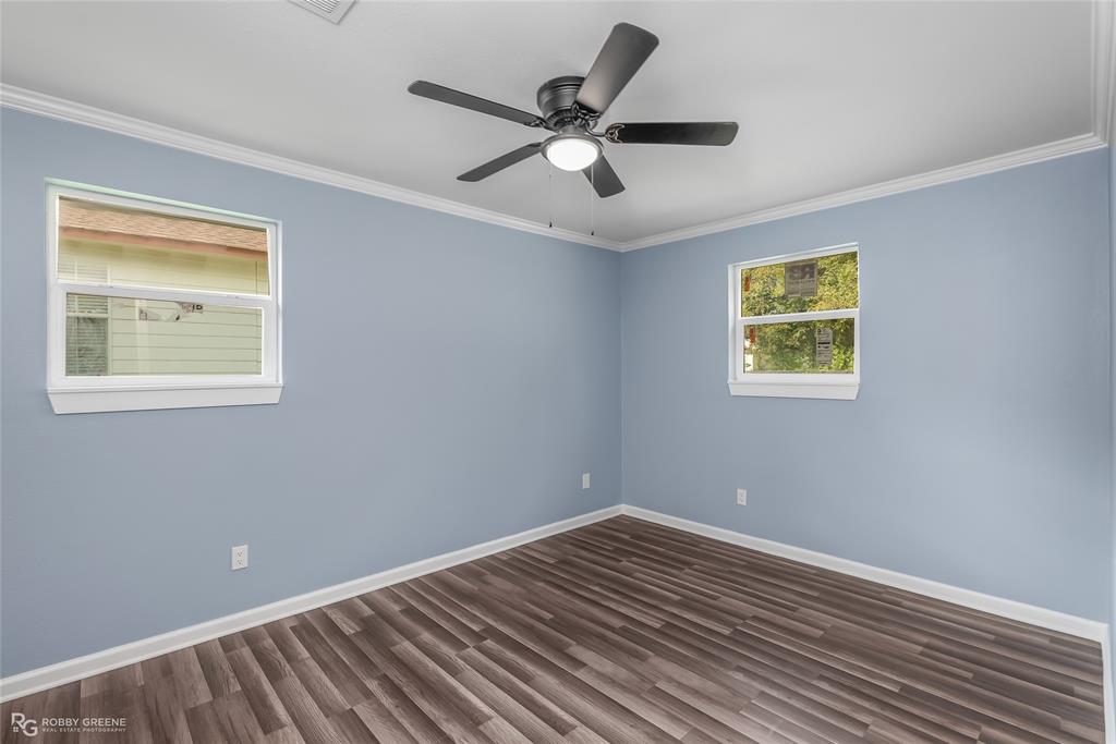 Shreveport, Louisiana 71106, United States, 3 Bedrooms Bedrooms, ,1 BathroomBathrooms,Residential,Pending,39169