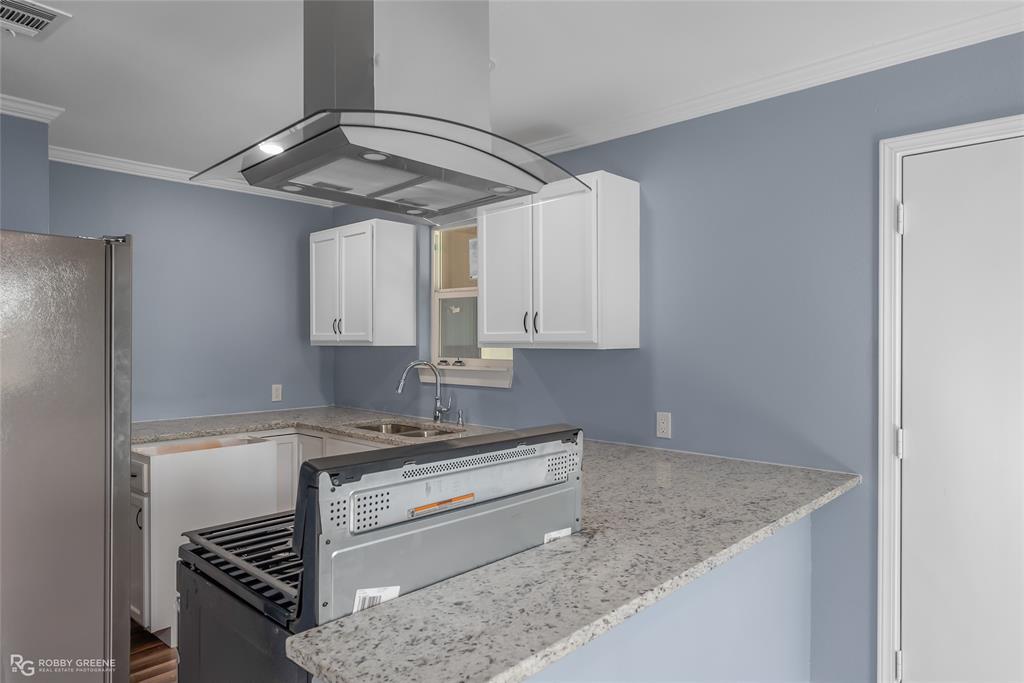 Shreveport, Louisiana 71106, United States, 3 Bedrooms Bedrooms, ,1 BathroomBathrooms,Residential,Pending,39169