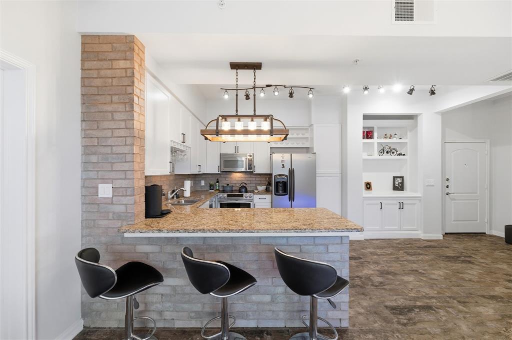 Renaissance On Turtle Creek Condo - Residential