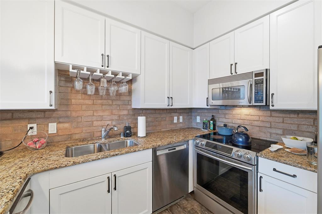 Renaissance On Turtle Creek Condo - Residential