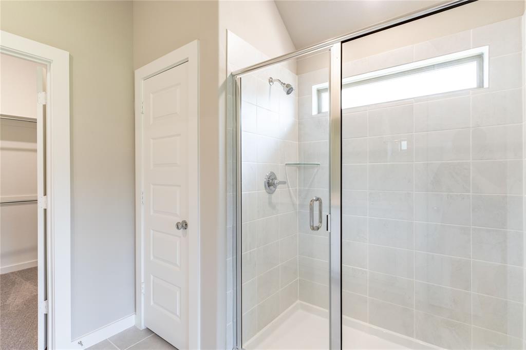 OAK CREEK - Residential Lease