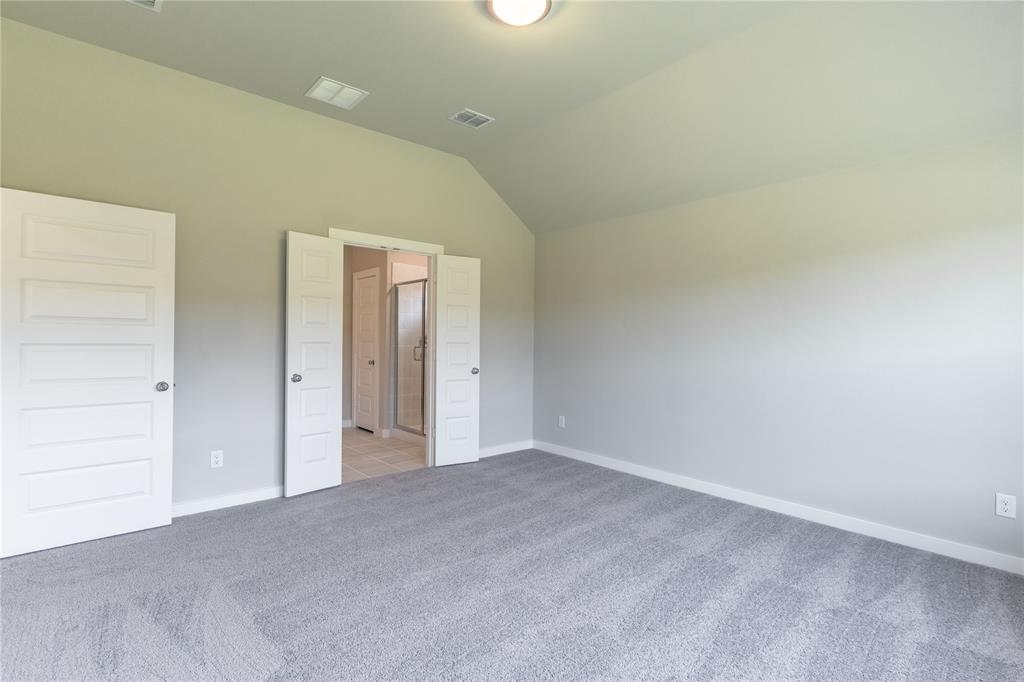 OAK CREEK - Residential Lease