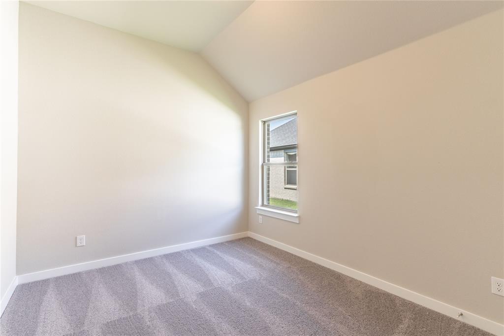 OAK CREEK - Residential Lease