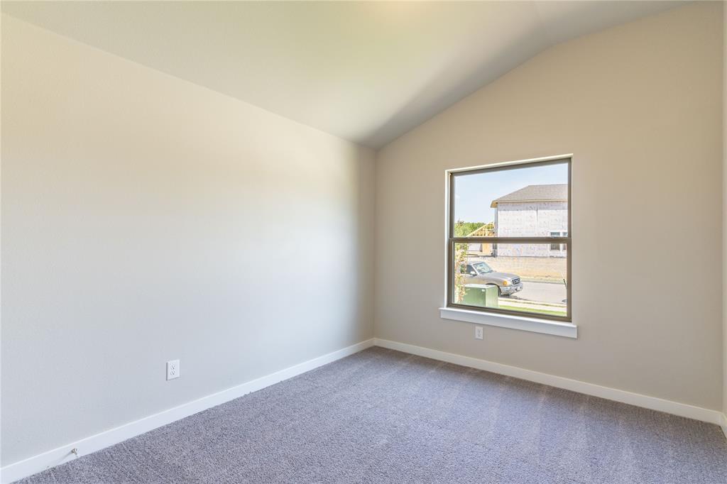 OAK CREEK - Residential Lease