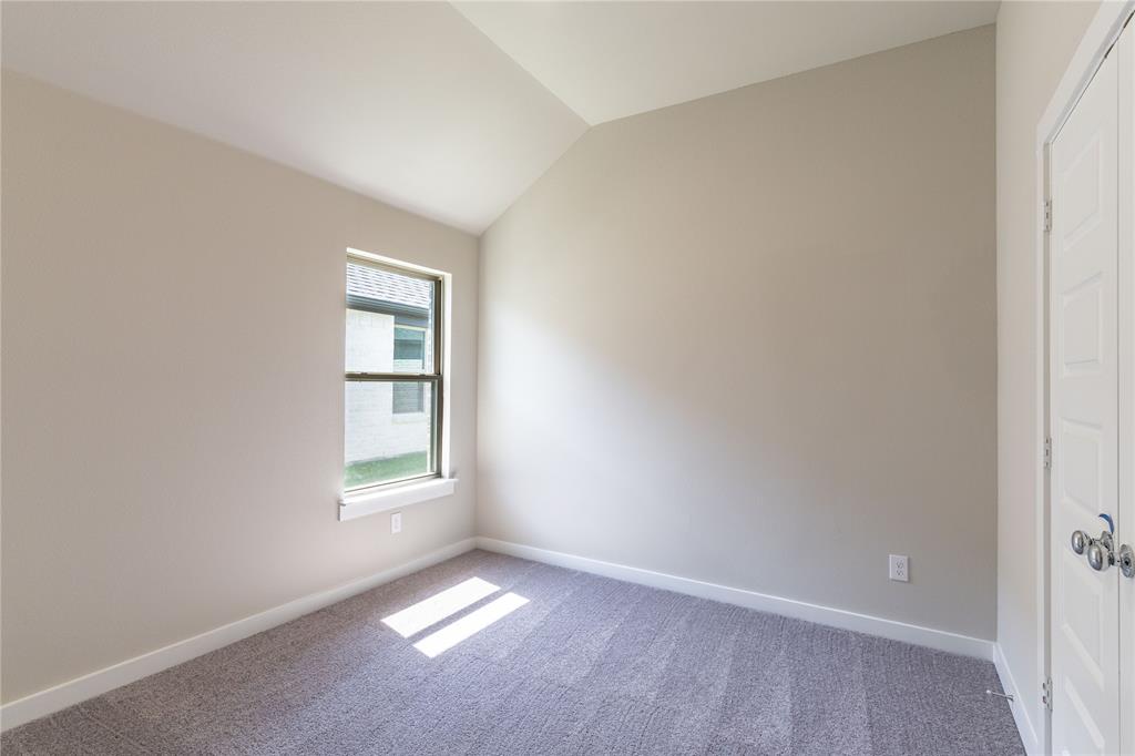 OAK CREEK - Residential Lease