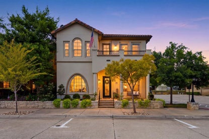 72 Casa Ln – Investment Home
