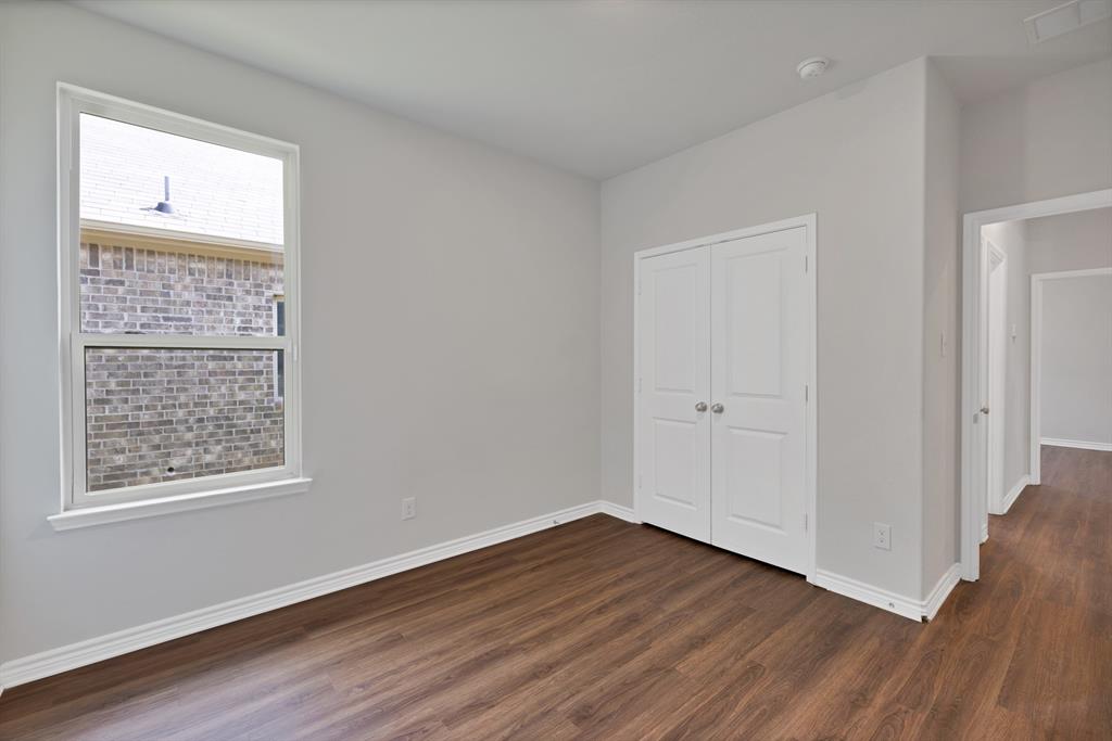 Brook Mdw - Residential