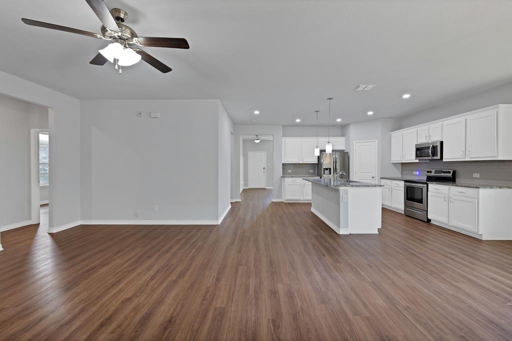 Brook Mdw - Residential