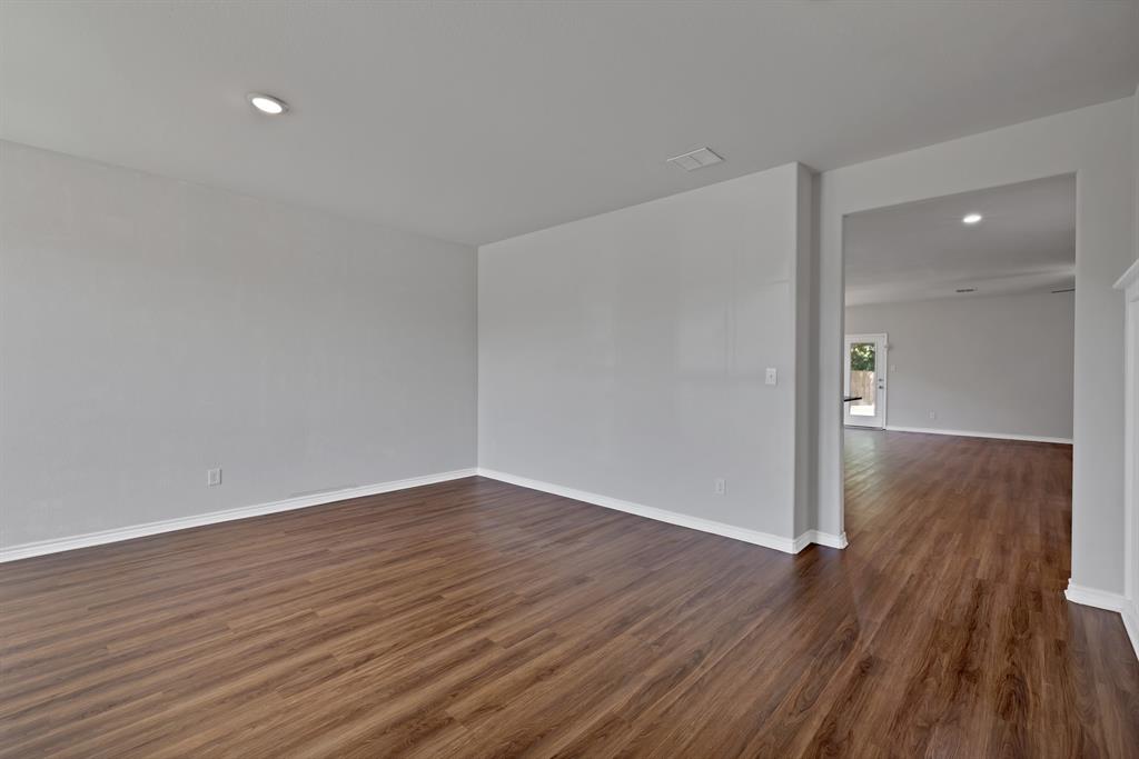 Brook Mdw - Residential