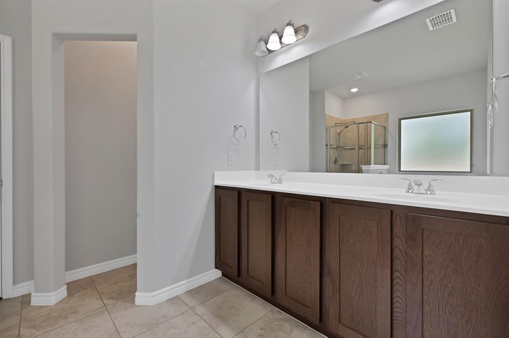 Brook Mdw - Residential