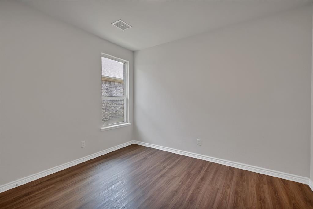 Brook Mdw - Residential