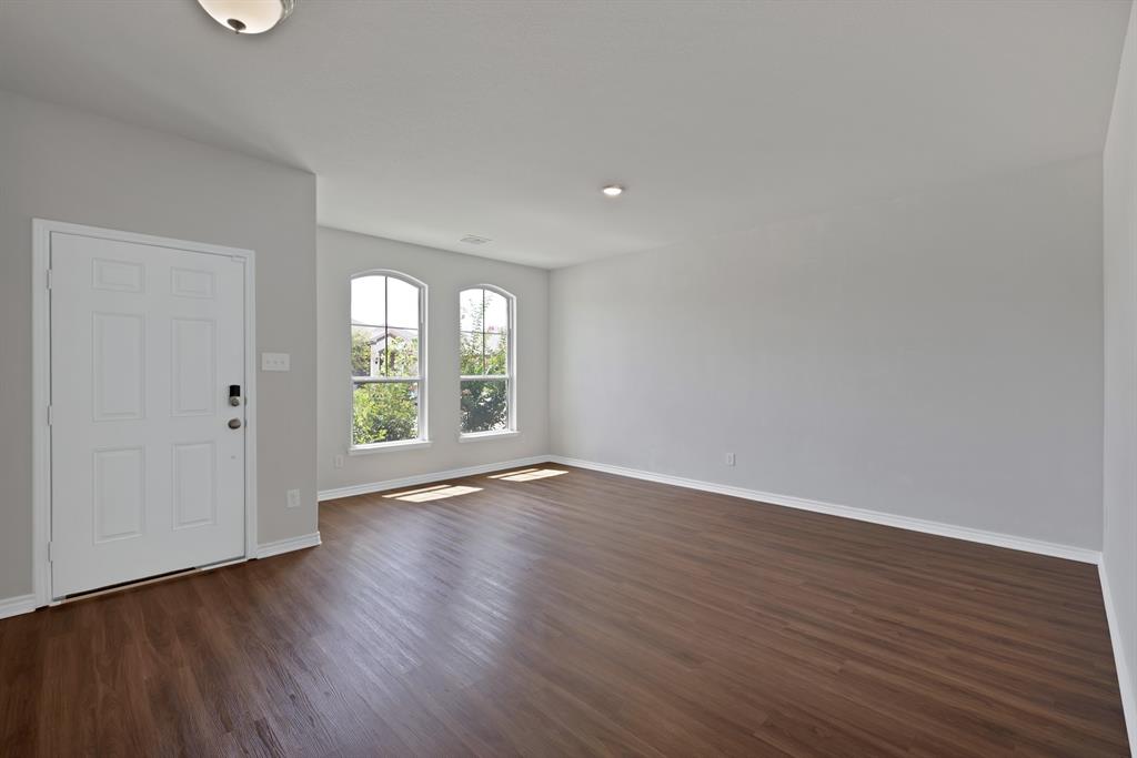 Brook Mdw - Residential