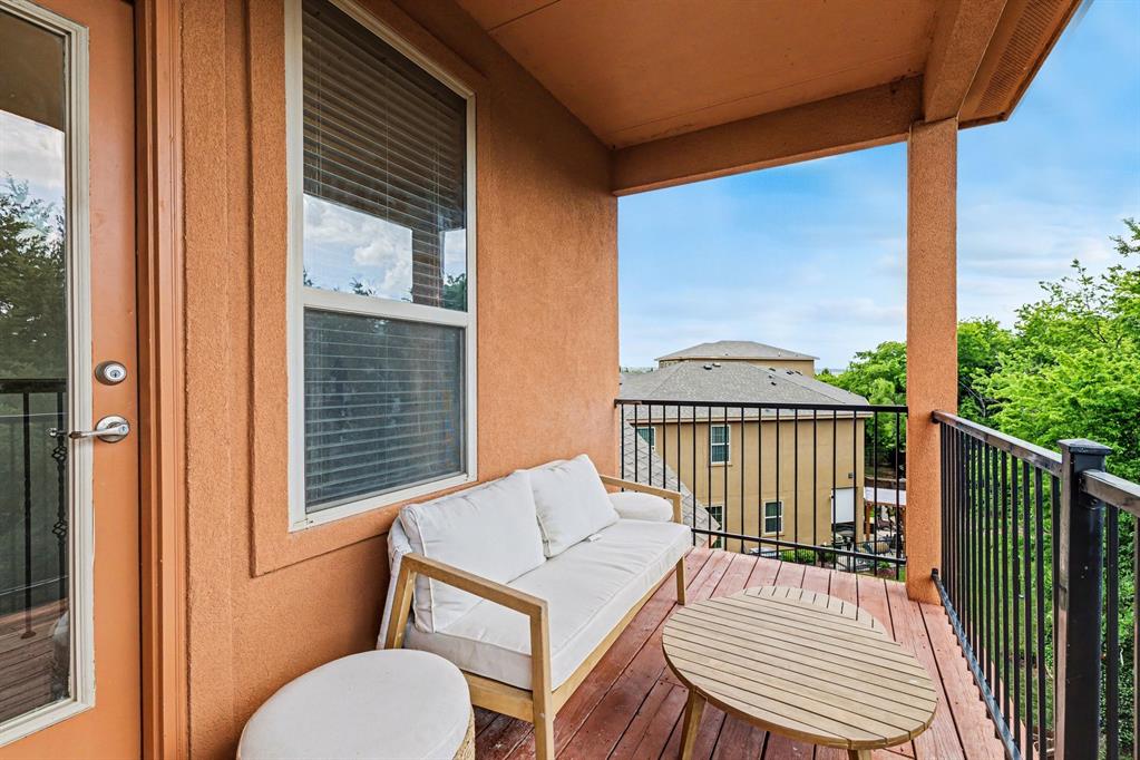 Lakeshore Village - Residential