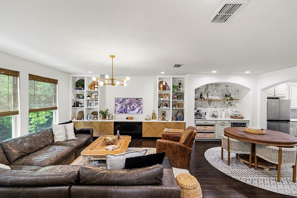 Lakeshore Village - Residential