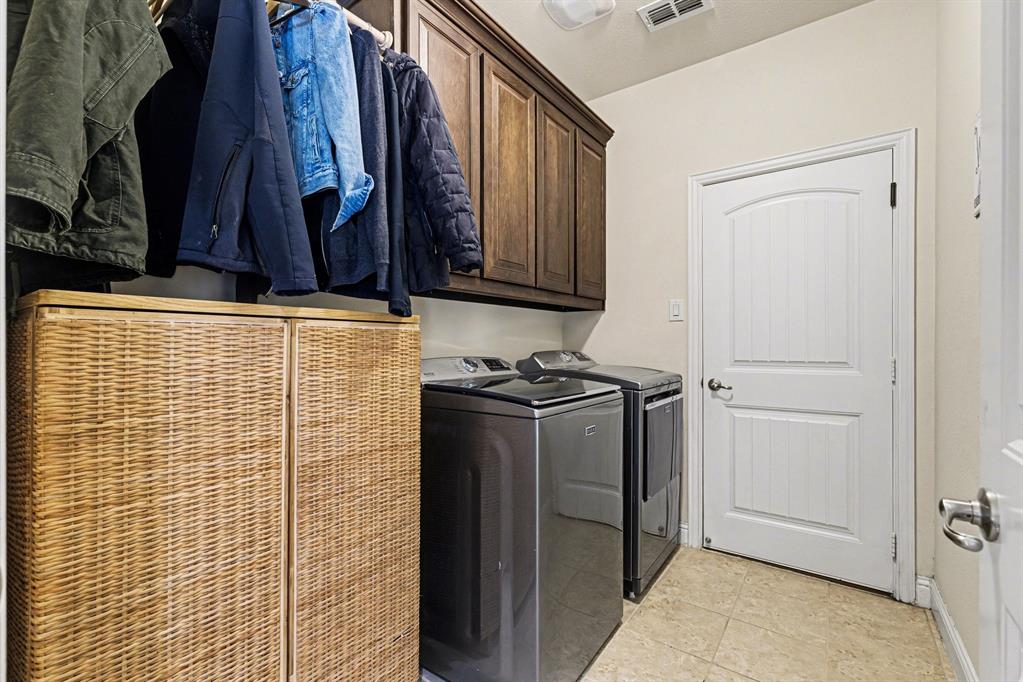 Lakeshore Village - Residential