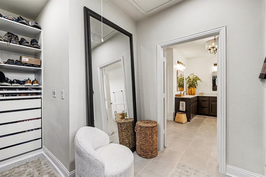 Lakeshore Village - Residential