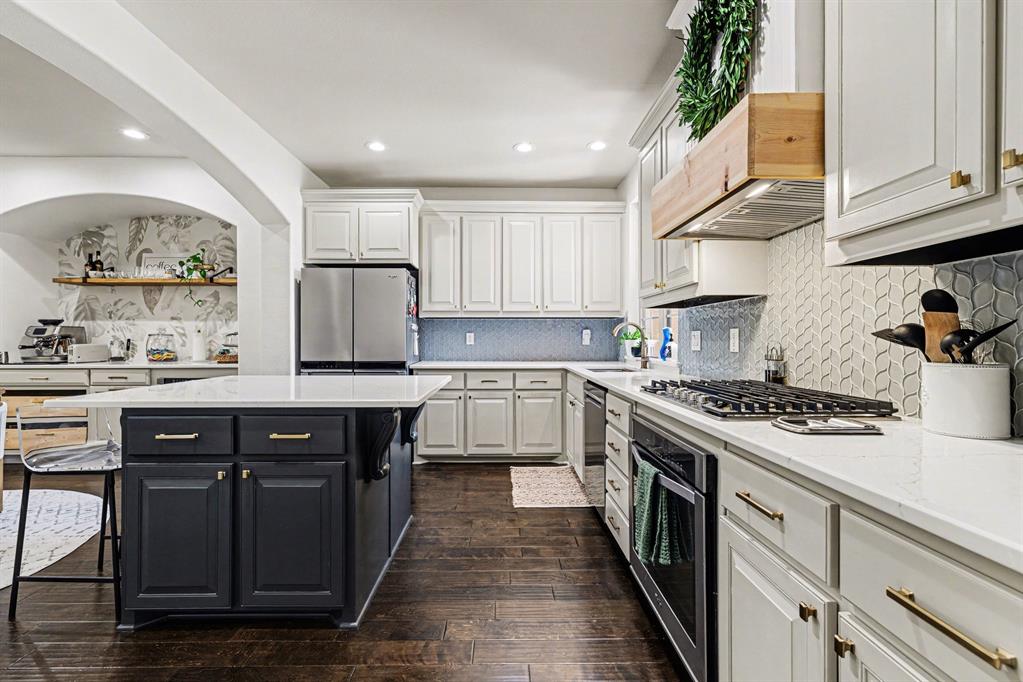 Lakeshore Village - Residential