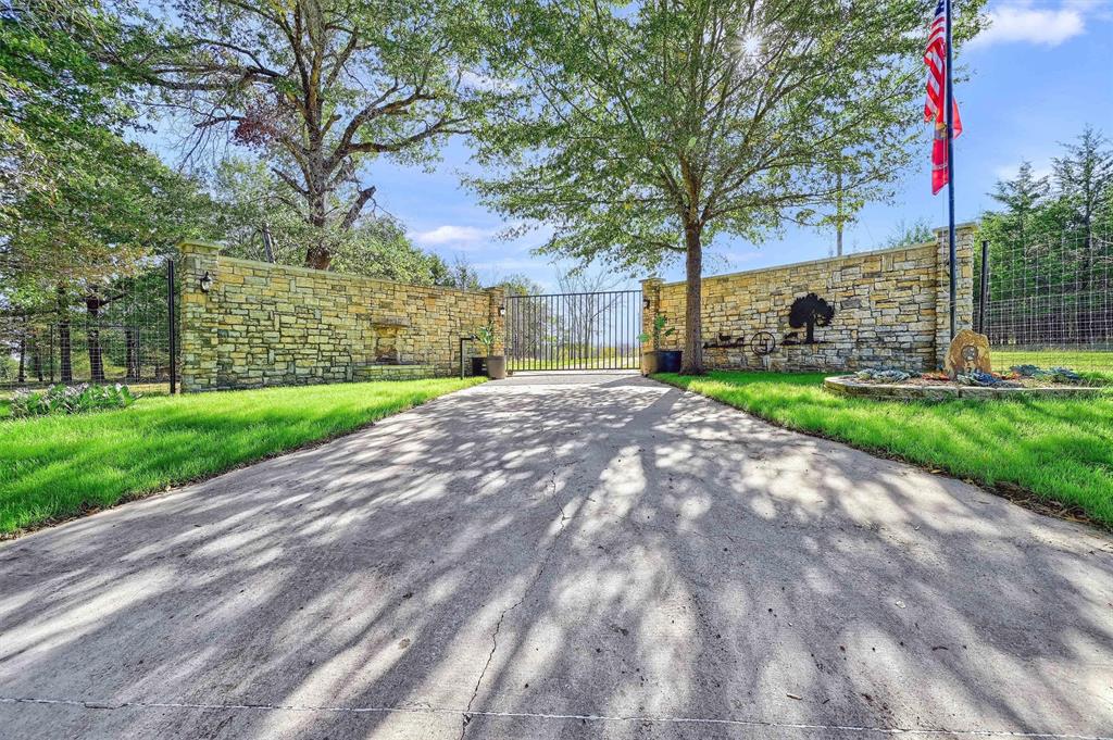 930 County Road 1305